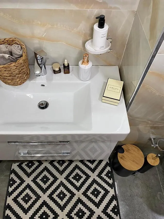 Qerret Boutique Studio Apartment 格勒姆